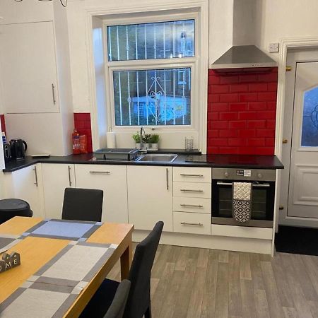 St Pauls Rd - Townhouse Accommodation Bradford  Bagian luar foto