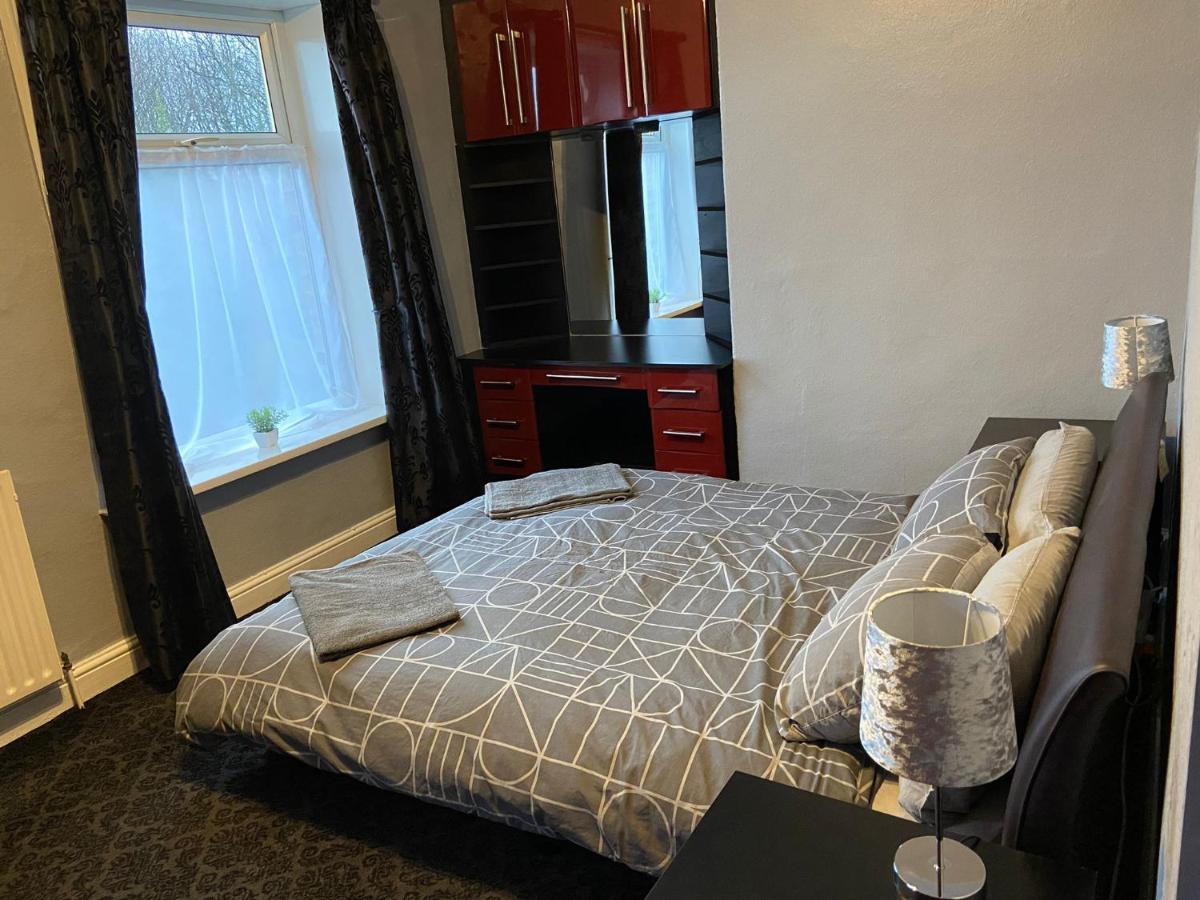 St Pauls Rd - Townhouse Accommodation Bradford  Bagian luar foto